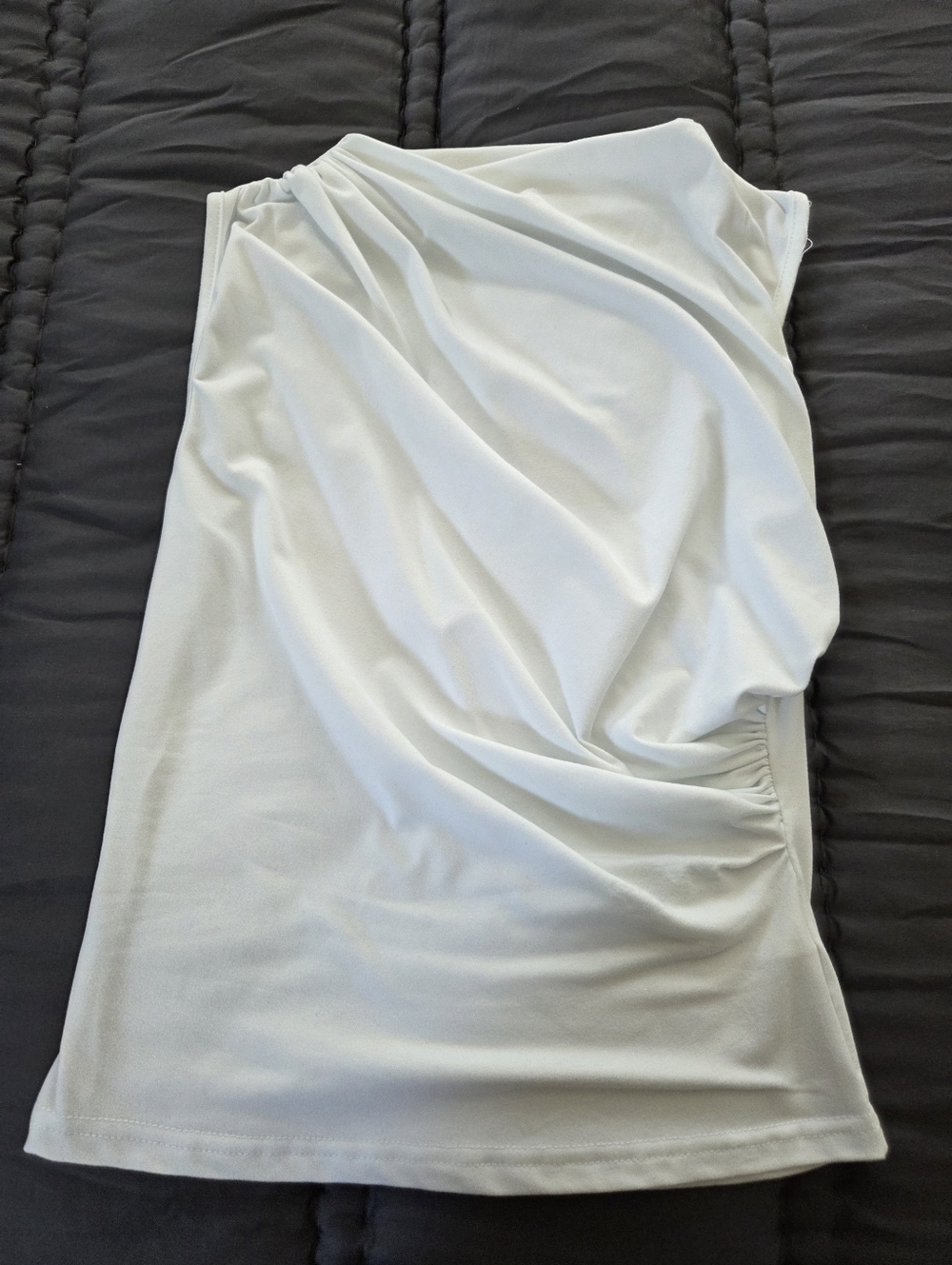 Rouge White Sleeveless Ruched Top